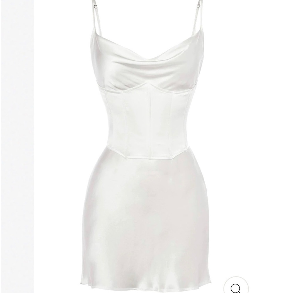 Band new, never worn white satin corset dress from HEIRESS size XS